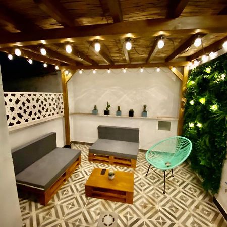 Precioso Atico Con Terraza En El Centro De Madrid Amazing Penthouse In Madrid Center Exterior photo